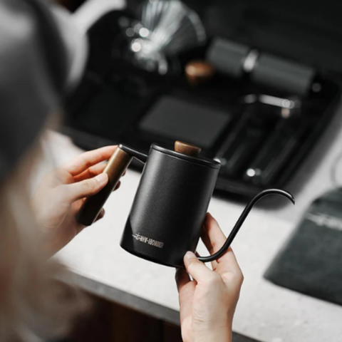 MHW-3BOMBER Portable Pour-Over Set-8 pcs in one black