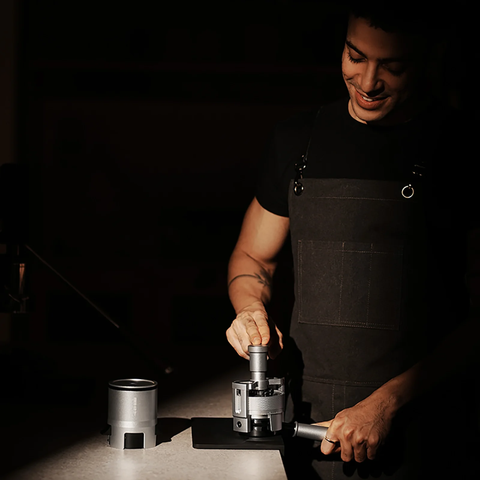 MHW-3Bomber SE Shaker Pro - Espresso  Funnel - 58mm -silver