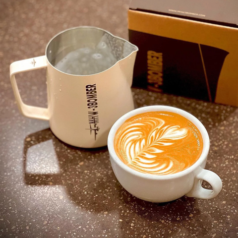 Mhw-3Bomber Milk Pitcher 5.0 400ml - Off White