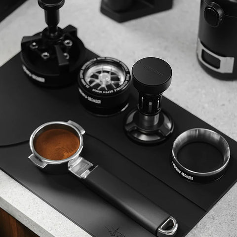 MHW-3BOMBER YU Series Tamping Base -No Groove- Black